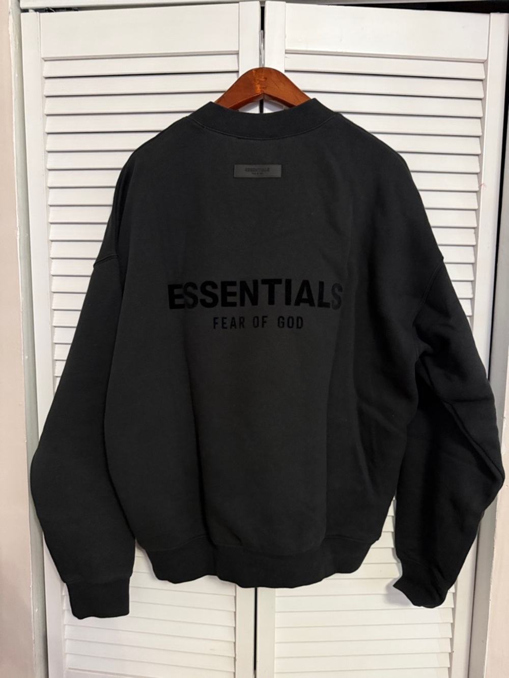 Fear of God Essentials Crewneck Sweatshirt in Black
